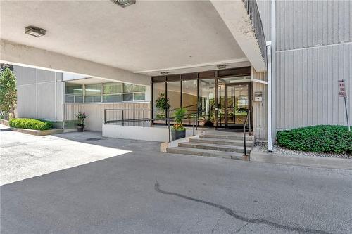 2263 Marine Drive|Unit #1505, Oakville, ON - Outdoor