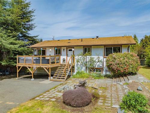 560 Sumac Dr, Qualicum Beach, BC 