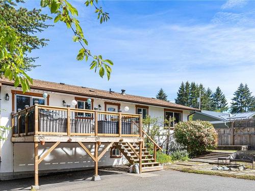 560 Sumac Dr, Qualicum Beach, BC 