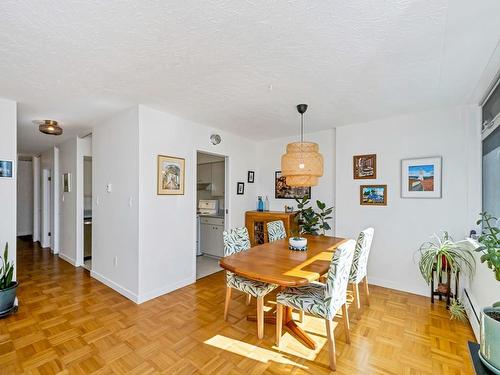 203-250 Douglas St, Victoria, BC - Indoor Photo Showing Dining Room