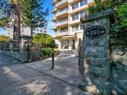 203-250 Douglas St, Victoria, BC - Outdoor