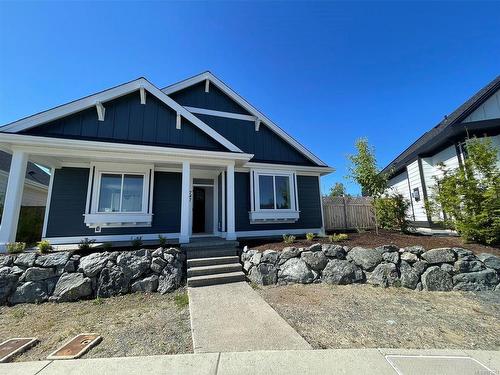 747 Briarwood Dr, Parksville, BC 