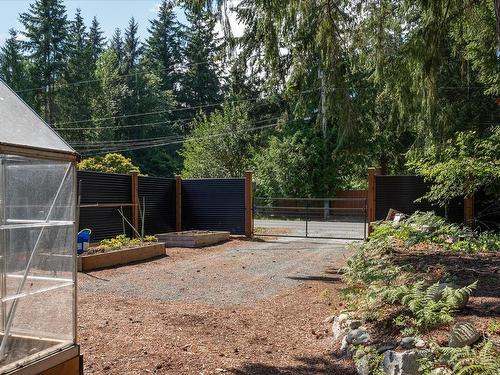 935 Meadowlark Pl, Qualicum Beach, BC 