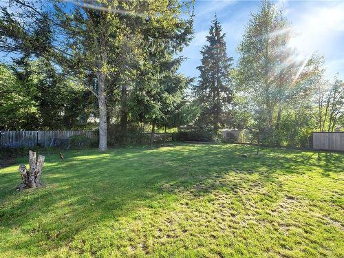 465 Elizabeth Rd, Campbell River, BC 