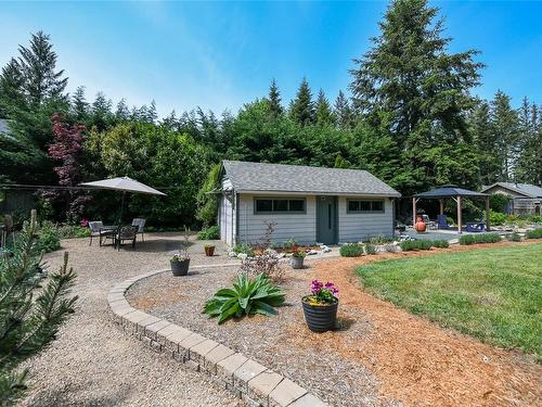 1910 Pridy Rd, Comox, BC 