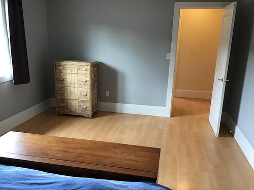 919 Dominion Street, Kamloops, BC - Indoor Photo Showing Bedroom