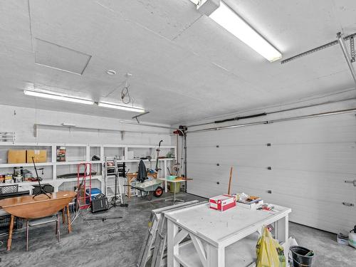 663 Cooper Place, Kamloops, BC - Indoor Photo Showing Garage