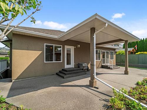 663 Cooper Place, Kamloops, BC - Outdoor