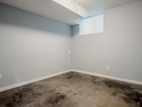 2304 Saddleback Drive, Kamloops, BC - Indoor Photo Showing Other Room