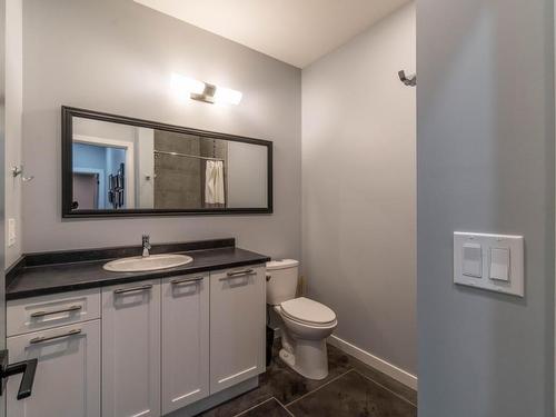 2304 Saddleback Drive, Kamloops, BC - Indoor Photo Showing Bathroom