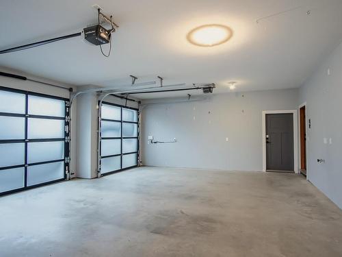 2304 Saddleback Drive, Kamloops, BC - Indoor Photo Showing Garage