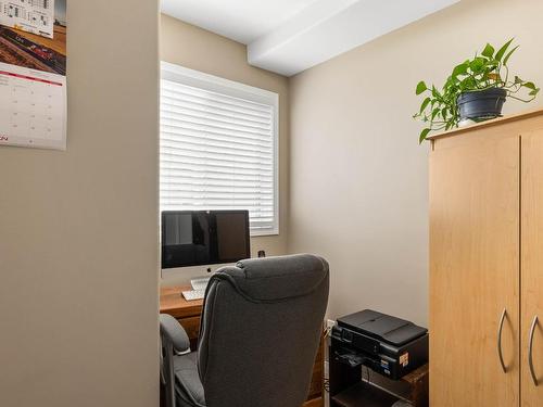 1095 Lincoln Crt, Kamloops, BC - Indoor Photo Showing Office