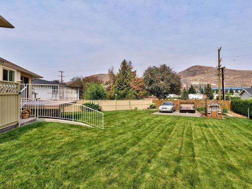 1095 Lincoln Crt, Kamloops, BC - Outdoor With Deck Patio Veranda