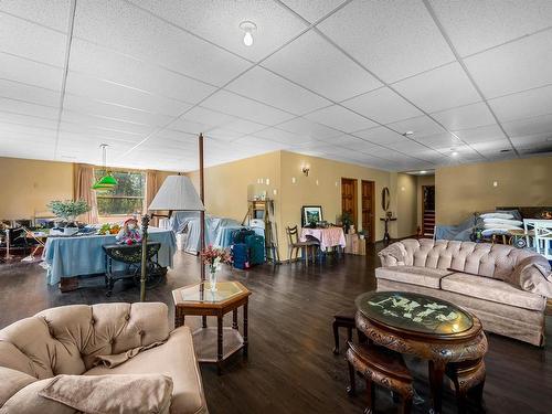 2690 Garcia Street, Merritt, BC - Indoor Photo Showing Living Room