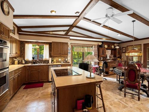 2690 Garcia Street, Merritt, BC - Indoor Photo Showing Kitchen With Double Sink