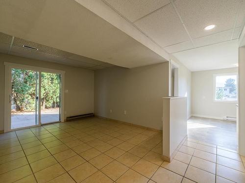 2663 Young Place, Kamloops, BC - Indoor Photo Showing Other Room