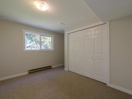 2663 Young Place, Kamloops, BC - Indoor Photo Showing Other Room