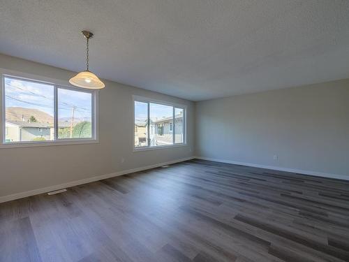 2663 Young Place, Kamloops, BC - Indoor Photo Showing Other Room