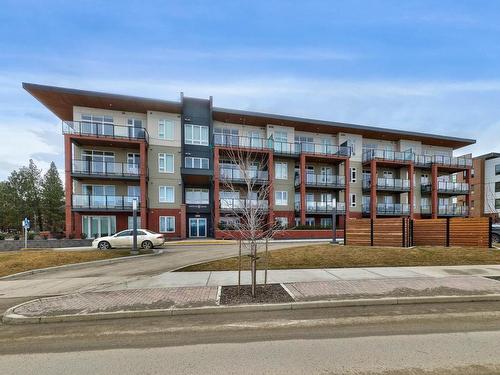 109-885 University Drive, Kamloops, BC - Outdoor With Facade