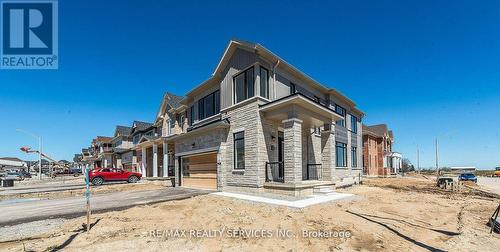 2 Tamworth Terrace, Barrie, ON - Outdoor With Facade