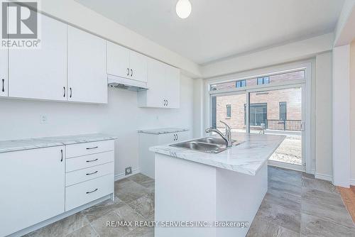 2 Tamworth Terrace, Barrie, ON - Indoor Photo Showing Kitchen With Double Sink