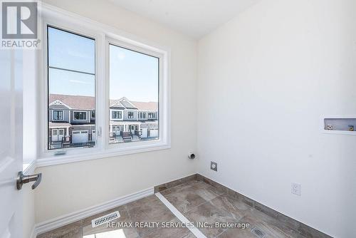 2 Tamworth Terrace, Barrie, ON - Indoor Photo Showing Other Room