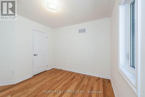 2 Tamworth Terrace, Barrie, ON - Indoor Photo Showing Other Room