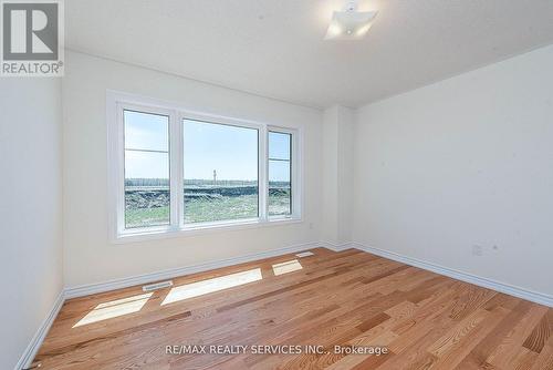 2 Tamworth Terrace, Barrie, ON - Indoor Photo Showing Other Room