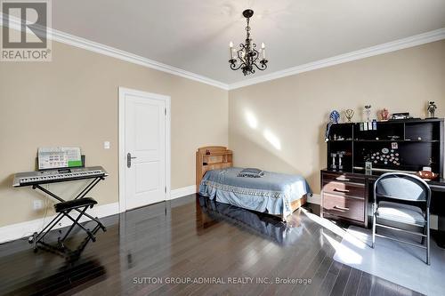 15 Day Lily Crescent, Richmond Hill, ON - Indoor Photo Showing Bedroom