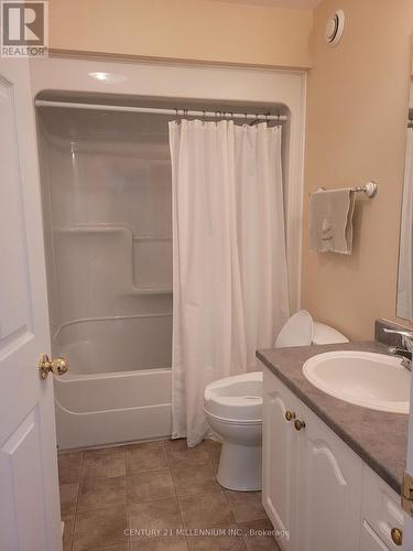 74 Pennsylvania Avenue, Wasaga Beach, ON - Indoor Photo Showing Bathroom