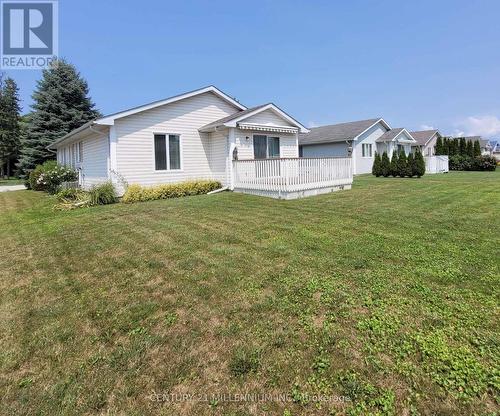 74 Pennsylvania Avenue, Wasaga Beach, ON - Outdoor With Deck Patio Veranda