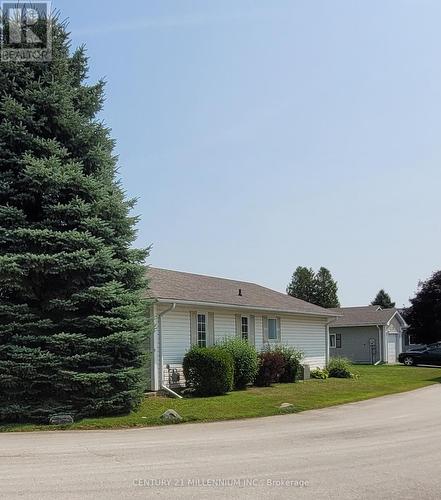 74 Pennsylvania Avenue, Wasaga Beach, ON - Outdoor With Facade