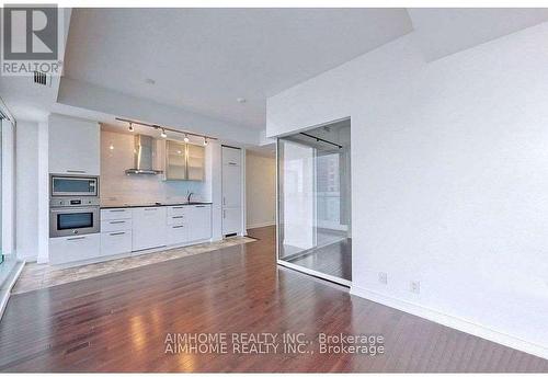 2307 - 14 York Street, Toronto (Waterfront Communities), ON - Indoor Photo Showing Kitchen