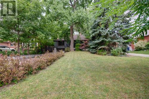 300 Hendon Avenue, Toronto (Newtonbrook West), ON - Outdoor