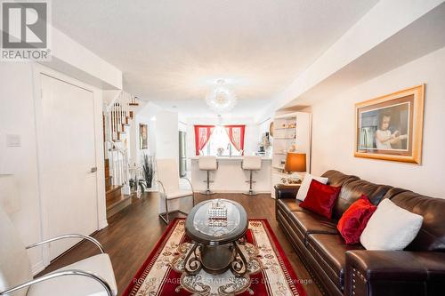 102 - 3108 Eglinton Avenue W, Mississauga (Churchill Meadows), ON - Indoor Photo Showing Living Room