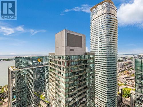 5104 - 65 Bremner Boulevard, Toronto (Waterfront Communities), ON - Outdoor With Facade