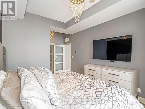 5104 - 65 Bremner Boulevard, Toronto (Waterfront Communities), ON - Indoor Photo Showing Bedroom