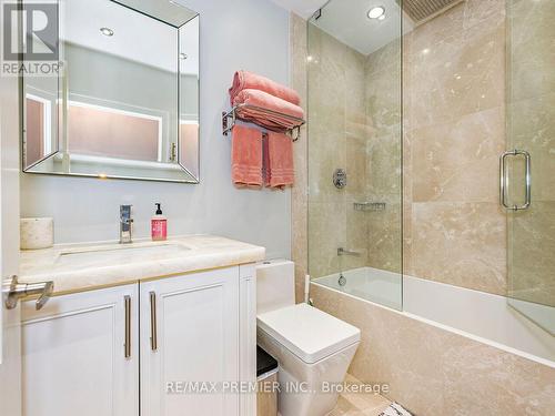 5104 - 65 Bremner Boulevard, Toronto (Waterfront Communities), ON - Indoor Photo Showing Bathroom