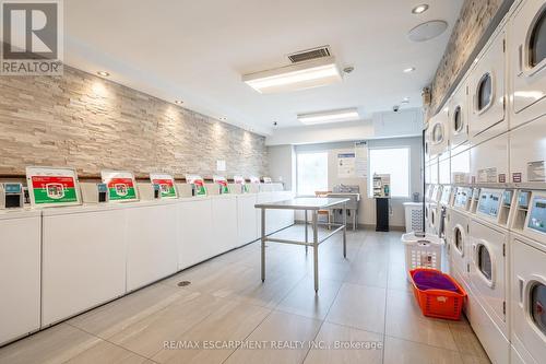 504 - 2900 Battleford Road, Mississauga (Meadowvale), ON - Indoor Photo Showing Laundry Room