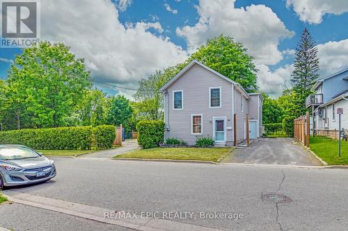 26 Whiting Avenue, Oshawa, ON - Outdoor