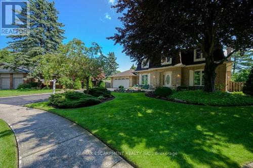 2262 Bonnylyn Court, Oakville (Eastlake), ON - Outdoor With Facade