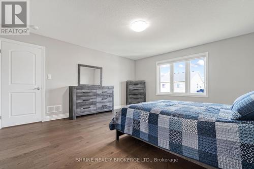 163 Byers Street, London, ON - Indoor Photo Showing Bedroom