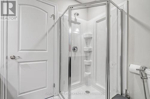 163 Byers Street, London, ON - Indoor Photo Showing Bathroom