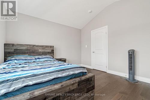 163 Byers Street, London, ON - Indoor Photo Showing Bedroom