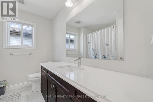 163 Byers Street, London, ON - Indoor Photo Showing Bathroom