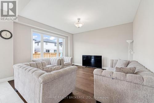 163 Byers Street, London, ON - Indoor Photo Showing Living Room