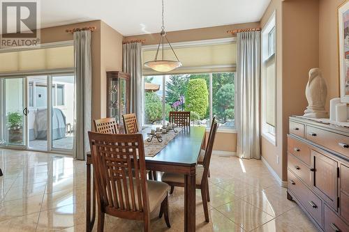 3989 Gallaghers Parkland Drive, Kelowna, BC - Indoor Photo Showing Dining Room