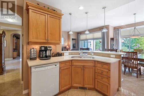 3989 Gallaghers Parkland Drive, Kelowna, BC - Indoor Photo Showing Kitchen With Double Sink