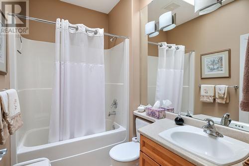 3989 Gallaghers Parkland Drive, Kelowna, BC - Indoor Photo Showing Bathroom