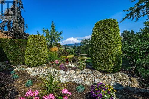 3989 Gallaghers Parkland Drive, Kelowna, BC - Outdoor